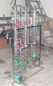 实验用小型离子交换器2