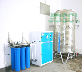 采用反渗透纯水机