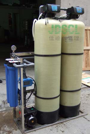 2T/H　630自动离子交换纯水机设备正面